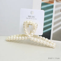 Korean Pearl Hair Claw Clip for Women – Mermaid Retro Temperament Shark Clip (7.5cm)