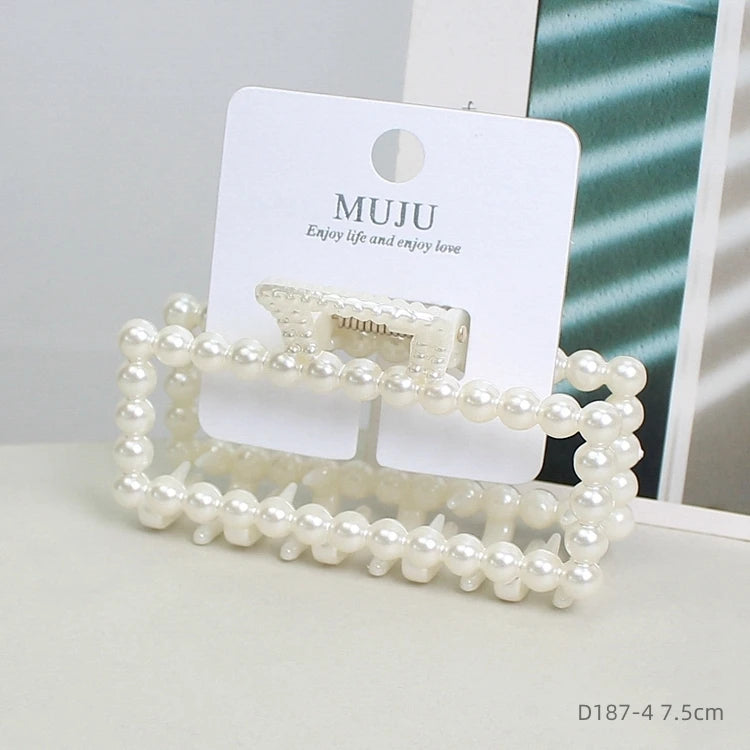 Korean Pearl Hair Claw Clip for Women – Mermaid Retro Temperament Shark Clip (7.5cm)