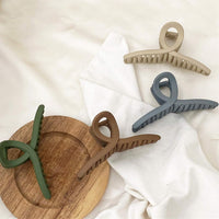 4 Pcs Hair Clips, No Slip Matte Butterfly Hair Claw Clips Strong Hold Vintage Shark Claw Clips Clamp Hair Accessories for Women Girls Thin Thick Hairs