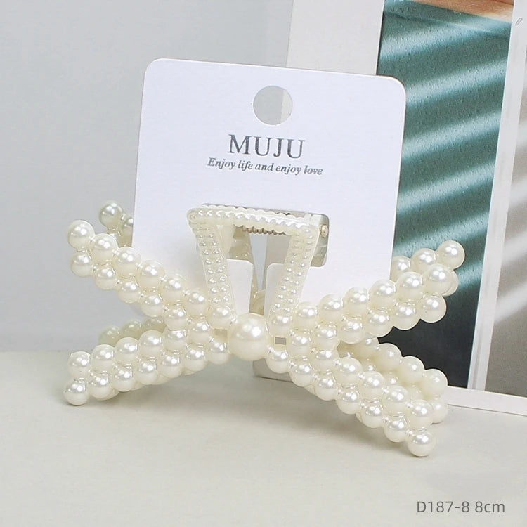 Korean Pearl Hair Claw Clip for Women – Mermaid Retro Temperament Shark Clip (7.5cm)