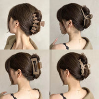 Rapid Sample Large 11cm Fashionable Women's Hair Claws Elegant Coffee Color Plastic Hair Wholesale for Women