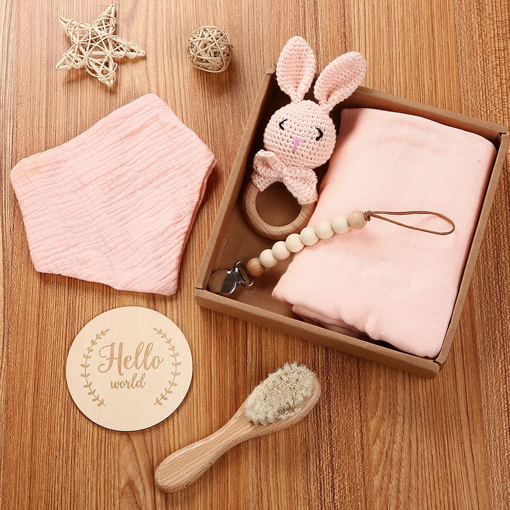 6pcs Animal Rattles Gift Box New Design Wooden Crochet Lion Bells Music Teething Bracelet Pacifier Dummy Clips Baby Products Toy