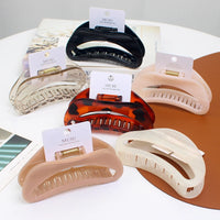 Large 12cm Hollow-out Hair Claw Rapid Sample Half Circle Moon Back Luxury Hair Accessory Shark Clip Made High Quality Plastic