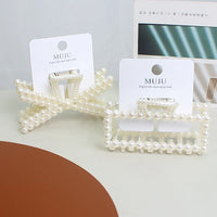 Korean Pearl Hair Claw Clip for Women – Mermaid Retro Temperament Shark Clip (7.5cm)