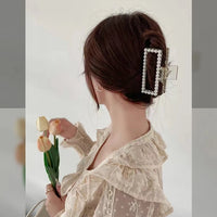 Light Luxury Pearl Claw Hair Clips 11cm Fashionable Plastic Styling for Back Head Shark Rapid Sample Available