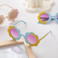 Boy Girls Toddler Sun Flower Shape Cute Tie Dye Kids Sunglasses Retro UV400 Round Frame Sun Glasses Outdoor Sunglasses