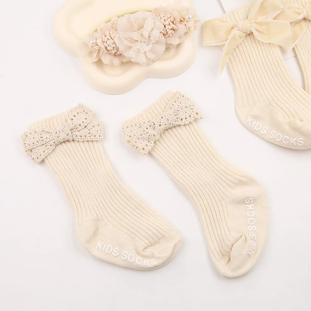3Pcs/Set Vintage Lace Luxury Flower Headband With Cute Baby Striped Pure Cotton Non-Slip Bows Tube Socks Sets